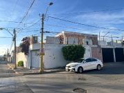 Casa en Venta en esquina, cerca IMSS T21 Fraccionamiento...