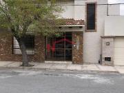 CASA EN VENTA EN ESQUINA COL. REAL DE PEÑA