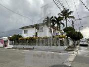 Casa en Venta en esquina con 5 recámaras en San Nicolás...