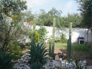 Casa en venta en esquina con terreno excedente