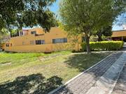 CASA EN VENTA EN ESQUINA EN AMPLIACIÓN HUERTAS EL CARMEN