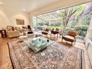 Casa en venta en esquina en Ca?ada Jardines del Pedregal...