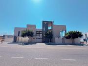 CASA EN VENTA EN ESQUINA EN HACIENDA AGUA CALIENTE 4...