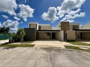 CASA EN VENTA EN ESQUINA EN PARQUE NATURA DE 4...