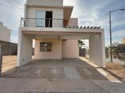 CASA EN VENTA EN ESQUINA EN UMBRALES SELEC