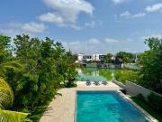 Casa en Venta en esquina Lagos del Sol