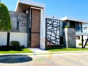 Casa en Venta en Esquina, Parque Michoacán en Lomas de...