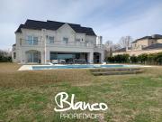 Casa en Venta en Estancias del Pilar, Pilar, G.B.A. Zona...