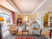 Casa en venta en Estepona, Altos de Estepona. Fantástica...