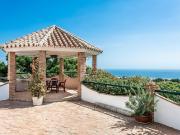 Casa en venta en Estepona, Altos de Estepona. Villa,...