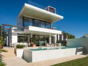 Casa en venta en Estepona, Casasola