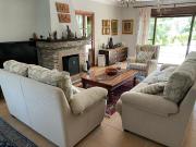 Casa en venta en Estepona, El Velerín. Casa con parcela...