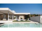 Casa en venta en Estepona, Guadalobón. 8 Villas...