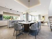 Casa en venta en Estepona, Nueva Atalaya. Casas.
