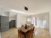 Casa en venta en Estepona, Nueva Atalaya. Casas.