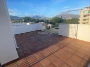 Casa en venta en Estepona, Nueva Atalaya. Chalet adosado...