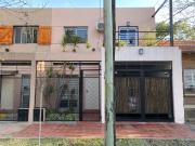 Casa en venta en excelente estado en Adrogué