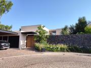 Casa en venta en exclusiva privada