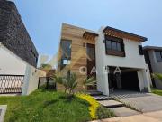 CASA EN VENTA EN EXCLUSIVO RESIDENCIAL DE LA RIVIERA...