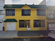 CASA EN VENTA, ! EN EXELENTE ZONA YA ADJUDICADA DE...
