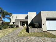 Casa en venta en Fincas del Sur 4 dormitorios