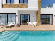 Casa en venta en Finestrat, Golf Bahía. Casas.