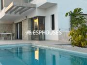Casa en venta en Finestrat, Golf Bahía. Villa moderna de...