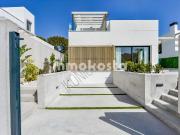 Casa en venta en Finestrat, Golf Bahía. Villa obra nueva...