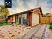 Casa en Venta en Fleming/Roberto Guzmán