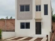 Casa en Venta en Fraccionamiento Monarca en Tepic, Nayarit