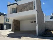 Casa en venta en Forja Real