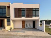 Casa en venta en Frac. Lomas del Dorado