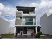 CASA EN VENTA EN FRACC ARBOLEDAS DEL PEDREGAL, PUEBLA