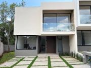 CASA EN VENTA EN FRACC ARBOLEDO