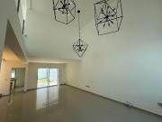Casa en venta en fracc. Cumbres del lago juriquilla...