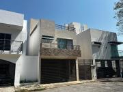 Casa en venta en Fracc. El Country, Villahermosa, Tabasco