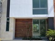 Casa en VENTA en Fracc. El Olivar en Altozano, Morelia