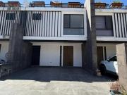 Casa en venta en Fracc. en La Radial, Uvm, Periférico