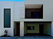 Casa en Venta en Fracc. Los Nogales Durango