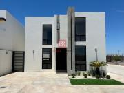 CASA EN VENTA EN FRACC. MONARCAS. CD. OBREGÓN, SONORA
