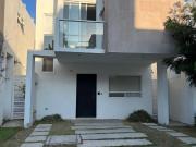 Casa en VENTA en Fracc. Paseo San Junípero, Querétaro, Qro