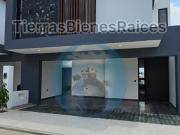 ¡Casa en Venta en Fracc. Real Campestre, El Country!