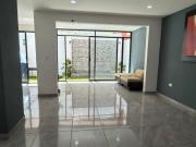 CASA EN VENTA EN FRACC. REAL DE CORTÉS, ZONA ZEREZOTLA,...