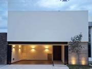 Casa en Venta en Fracc. Senderos III Durango