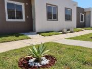 CASA EN VENTA EN FRACCIONAMIENTO A 15 MINUTOS DE NUEVO...