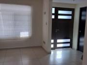 CASA EN VENTA EN FRACCIONAMIENTO ALBAZUL