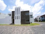 Casa en venta en fraccionamiento Arboreto Cholula