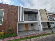 Casa en Venta en Fraccionamiento. Arboreto Ubicada en...