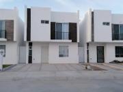 Casa en venta en Fraccionamiento Arezzo, Torreón Amplia...