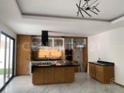 CASA EN VENTA EN FRACCIONAMIENTO BOSQUE REAL EN...